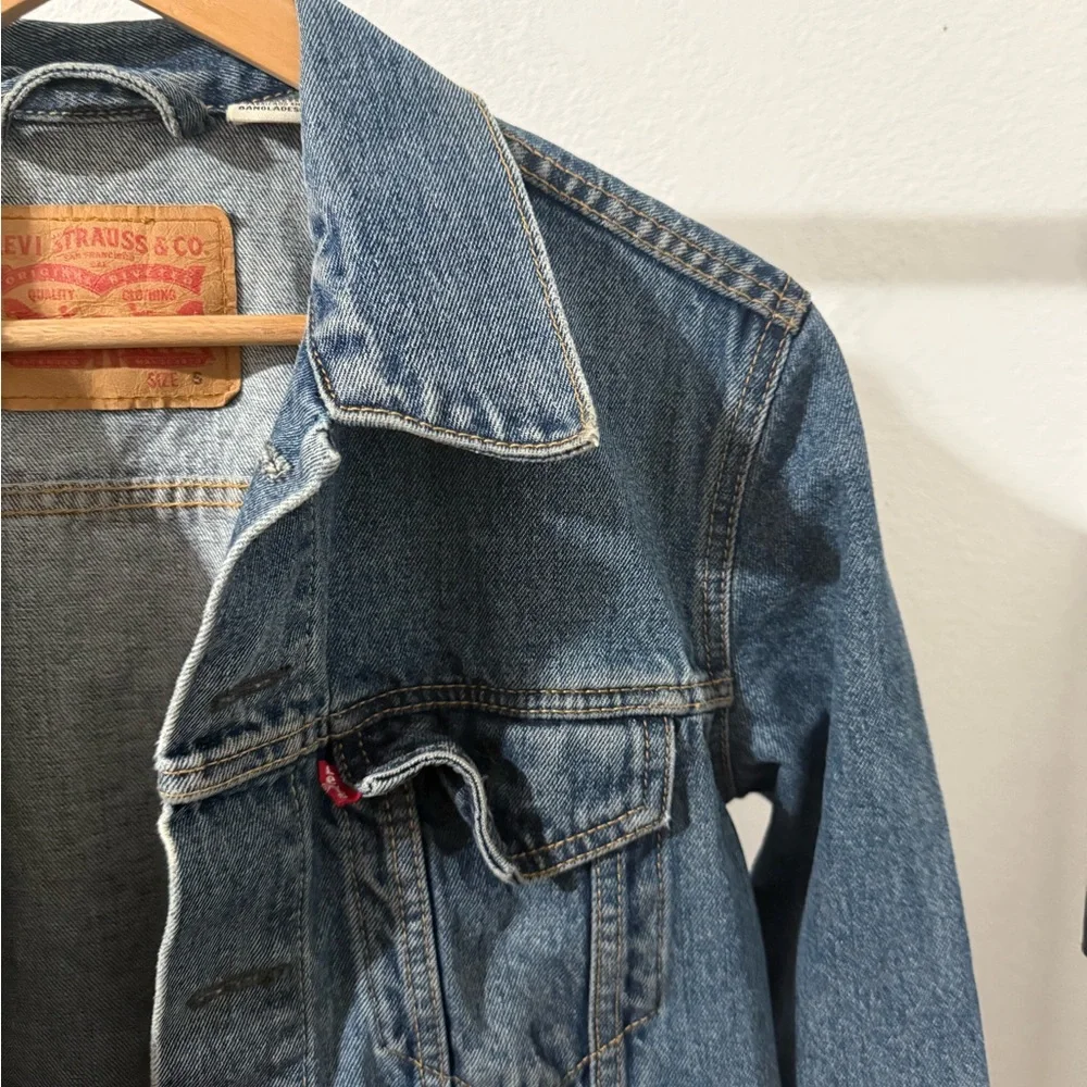 Men’s blue Levi Strauss Denim jacket - Picture 6 of 9